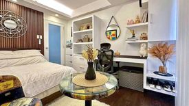 2 Bedroom Condo for sale in Forbeswood Heights, Bagong Tanyag, Metro Manila