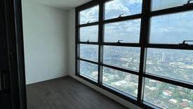 3 Bedroom Condo for Sale or Rent in San Lorenzo, Metro Manila near MRT-3 Ayala