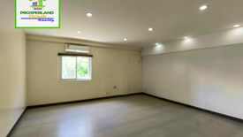 Commercial for rent in Pulang Lupa Dos, Metro Manila