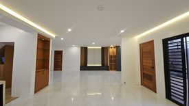 4 Bedroom House for sale in Merville, Metro Manila