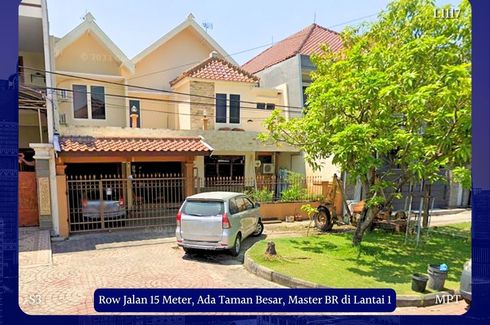 Rumah dijual dengan 6 kamar tidur di Kali Rungkut, Jawa Timur