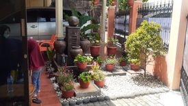 Rumah dijual dengan 22 kamar tidur di Kutisari, Jawa Timur