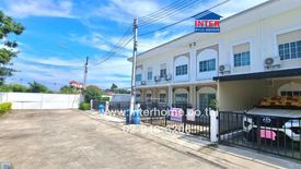 4 Bedroom Townhouse for sale in Khlong Song, Pathum Thani