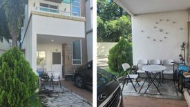 3 Bedroom House for rent in Avilion Gardens, Barangay 76, Metro Manila near LRT-1 EDSA