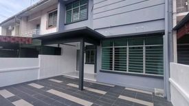 6 Bedroom House for sale in Bandar Sri Botani, Perak