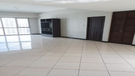 1 Bedroom Condo for rent in Urdaneta, Metro Manila near MRT-3 Ayala