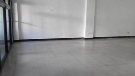 Commercial for rent in Moonwalk, Metro Manila