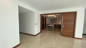 3 Bedroom Condo for rent in Two Roxas Triangle, Urdaneta, Metro Manila near MRT-3 Buendia