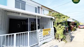 3 Bedroom Townhouse for sale in Laem Fa Pha, Samut Prakan