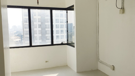 Commercial for rent in Phil-Am, Metro Manila near MRT-3 North Avenue