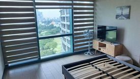 2 Bedroom Condo for sale in EIGHT FORBESTOWN ROAD, Bagong Tanyag, Metro Manila