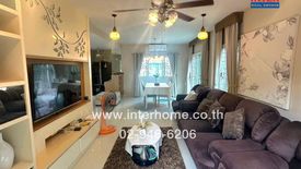 3 Bedroom House for sale in Lam Pla Thio, Bangkok