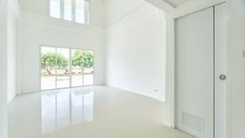 2 Bedroom Townhouse for sale in San Sai Noi, Chiang Mai