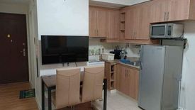 1 Bedroom Condo for sale in San Lorenzo, Metro Manila near MRT-3 Ayala