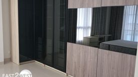 Kondominium disewa dengan 4 kamar tidur di Pagedangan, Banten