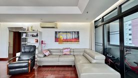 2 Bedroom Condo for sale in Baan Prompong, Khlong Tan Nuea, Bangkok