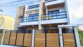 4 Bedroom Townhouse for sale in Talon Singko, Metro Manila