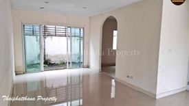 3 Bedroom Townhouse for sale in O Ngoen, Bangkok