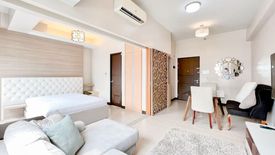 Condo for rent in San Lorenzo, Metro Manila