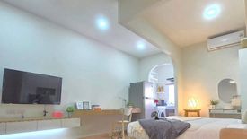 1 Bedroom Condo for sale in Suthep, Chiang Mai