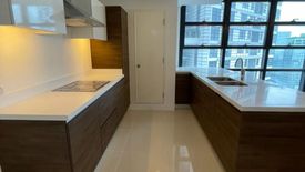 2 Bedroom Condo for sale in Garden Towers, San Lorenzo, Metro Manila near MRT-3 Ayala