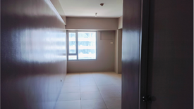 Condo for sale in Highway Hills, Metro Manila near MRT-3 Shaw Boulevard