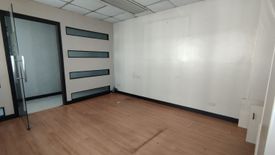 Office for rent in Malate, Metro Manila near LRT-1 Pedro Gil