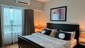 2 Bedroom Condo for Sale or Rent in San Lorenzo, Metro Manila near MRT-3 Ayala