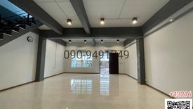 3 Bedroom Office for rent in Bang O, Bangkok near MRT Bang O