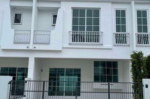 3 Bedroom Townhouse for rent in Bang Kaeo, Samut Prakan