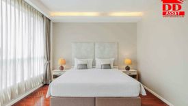 2 Bedroom Serviced Apartment for rent in Khlong Toei, Bangkok near BTS Phrom Phong