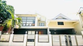 5 Bedroom House for Sale or Rent in Almanza Dos, Metro Manila