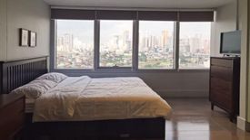 Condo for rent in Urdaneta, Metro Manila near MRT-3 Ayala