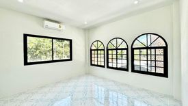 2 Bedroom Townhouse for sale in Chalong, Phuket