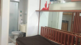 Condo for rent in San Lorenzo, Metro Manila