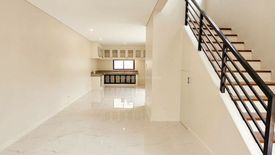 3 Bedroom House for sale in Almanza Dos, Metro Manila