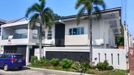 7 Bedroom House for sale in Moonwalk, Metro Manila