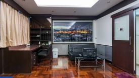 Commercial for Sale or Rent in Khlong Tan Nuea, Bangkok near BTS Phrom Phong