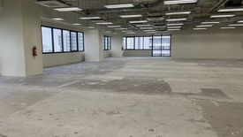 Office for rent in Highway Hills, Metro Manila near MRT-3 Boni