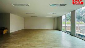 Commercial for rent in Bang Na, Bangkok near MRT Si Iam