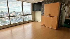 Office for rent in Greenhills, Metro Manila near MRT-3 Santolan