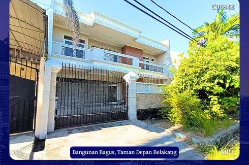 Rumah dijual dengan 8 kamar tidur di Bendul Merisi, Jawa Timur