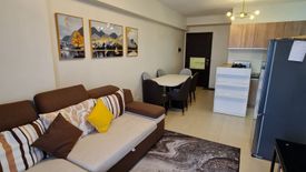 2 Bedroom Condo for rent in Urdaneta, Metro Manila near MRT-3 Ayala