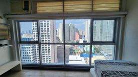 2 Bedroom Condo for sale in San Lorenzo, Metro Manila