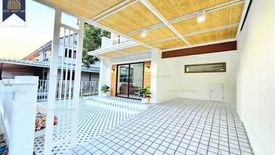 3 Bedroom Townhouse for sale in Bang Mae Nang, Nonthaburi