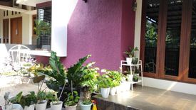 Rumah dijual dengan 4 kamar tidur di Ciputat, Banten