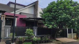 Rumah dijual dengan 4 kamar tidur di Ciputat, Banten