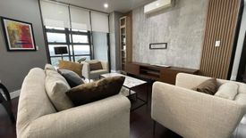 2 Bedroom Condo for rent in Urdaneta, Metro Manila near MRT-3 Ayala