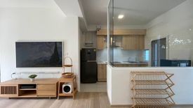 3 Bedroom Condo for rent in Dokmai, Bangkok