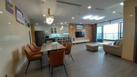 4 Bedroom Condo for rent in Vinhomes Central Park, Phuong 22, Ho Chi Minh